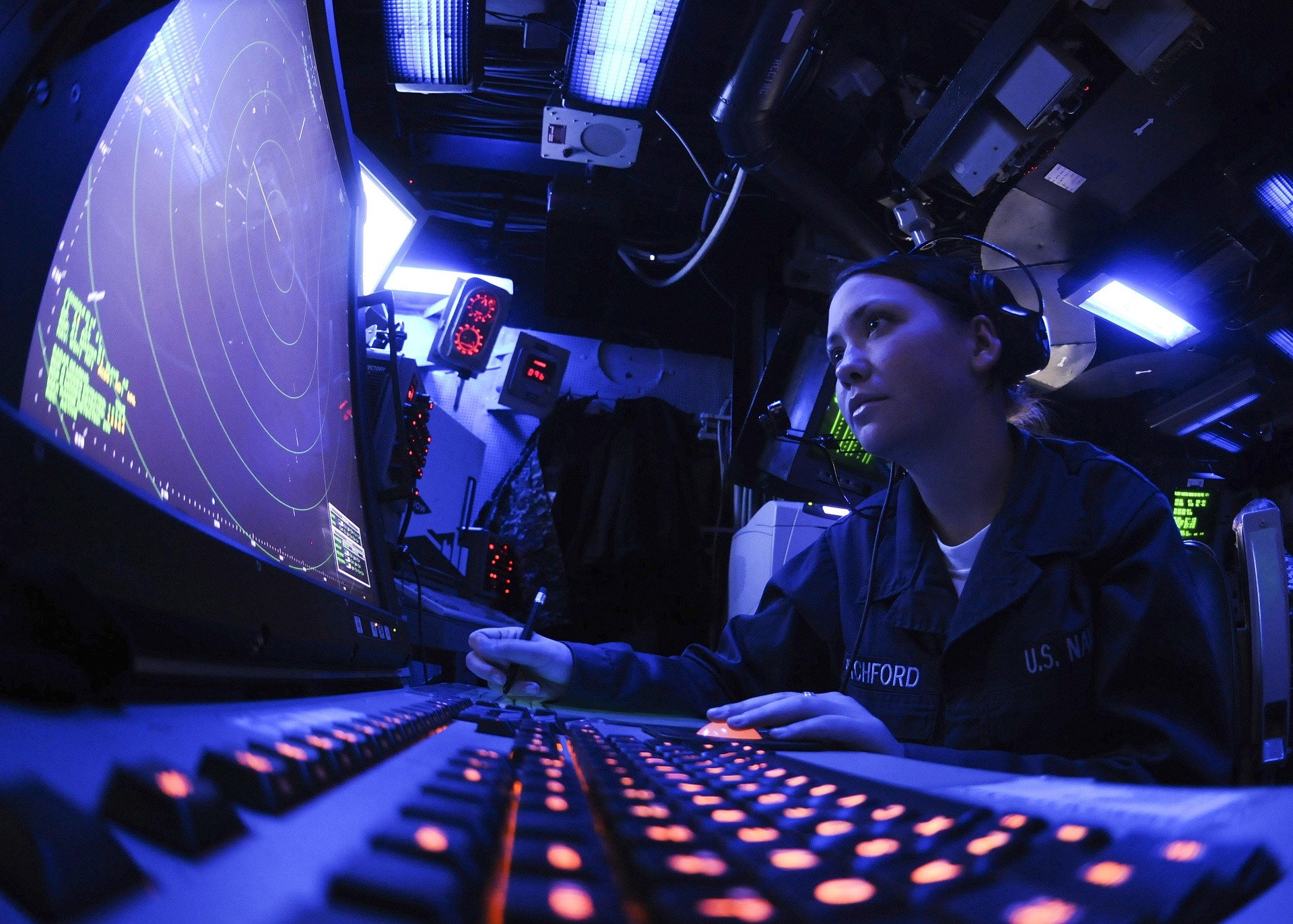 Radar Screens and Military Technology - Visualization & Interface Design